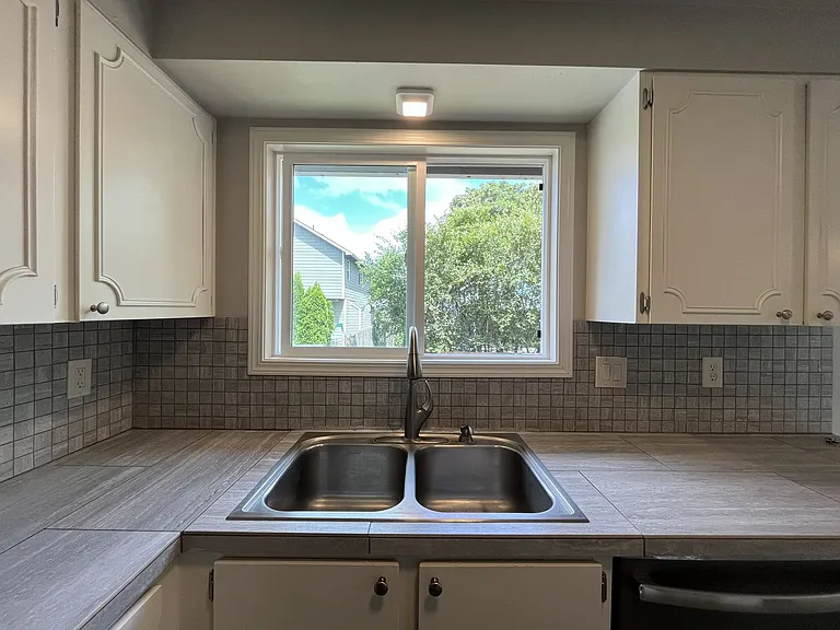 3919 SE Monroe St — Photo 10