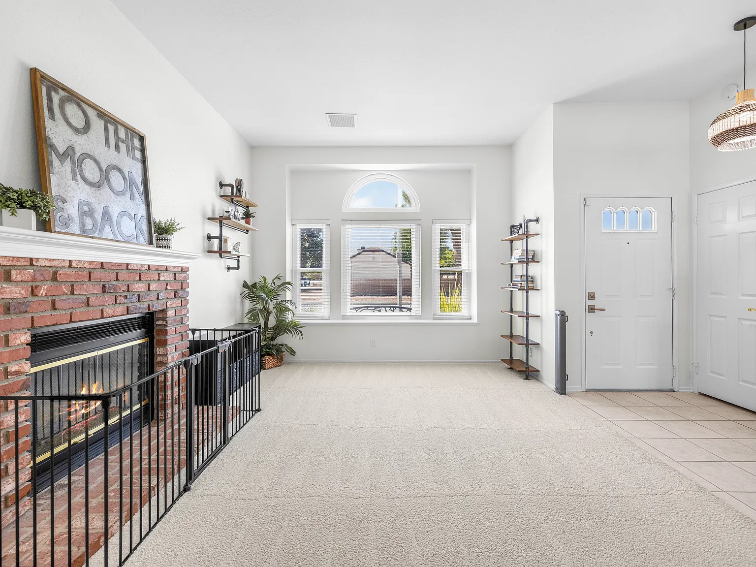 3 bed, 1549 sqft, $3,500 — Photo 4