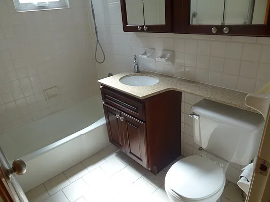 Rented by Dorsa Group | media 18