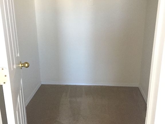 Full walk in closet for master