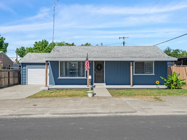 1017 Bewley Ave, Modesto, CA 95351