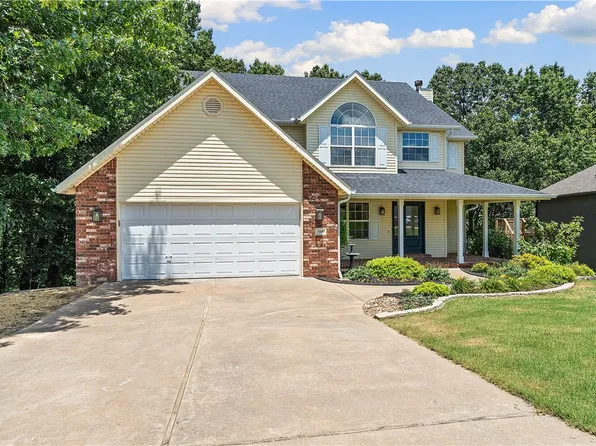 504 Old Forge Dr, Bentonville, AR 72712