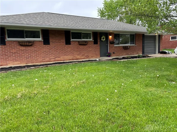 4784 Lamme Rd, Dayton, OH 45439