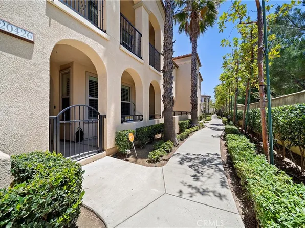 20426 Paseo Cresta, Northridge, CA 91326