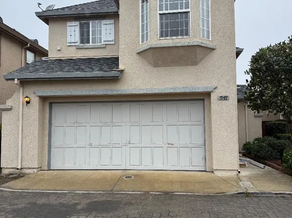 1949 Bradbury St, Salinas, CA 93906