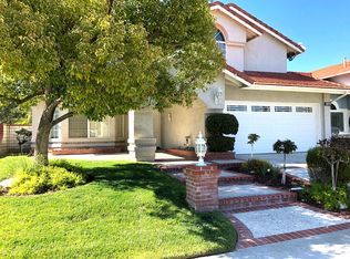 28555 Red Cedar Pl, Santa Clarita, CA 91390