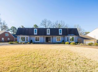 5655 Ashley Sq S, Memphis, TN 38120