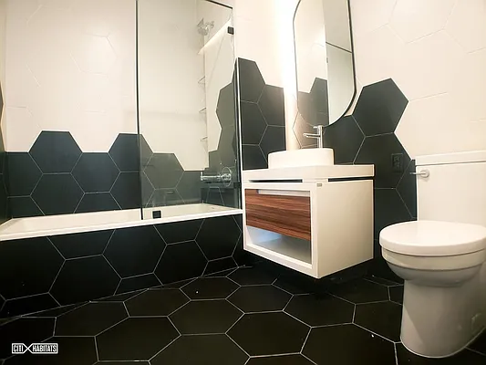 Rented by Citi Habitats | media 74