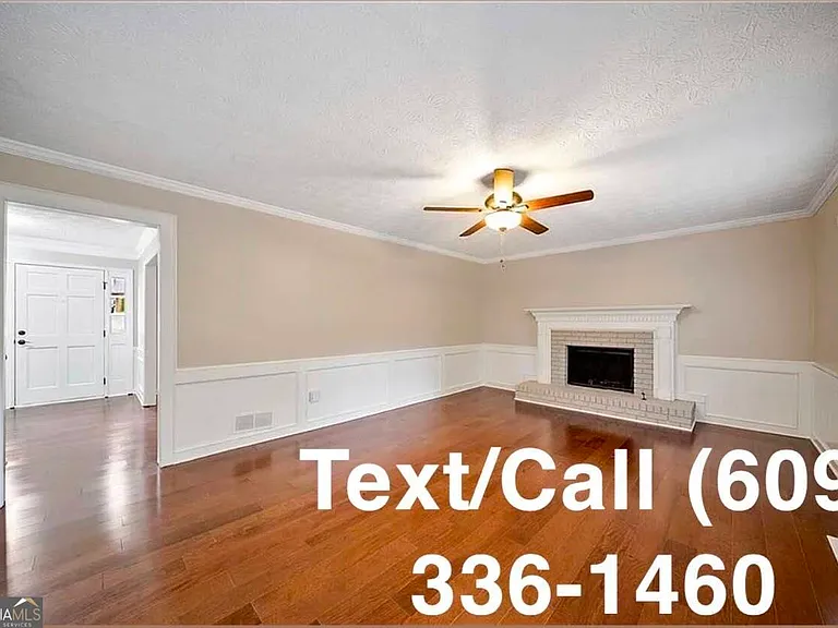 4270 Arbor Club Dr — Photo 2