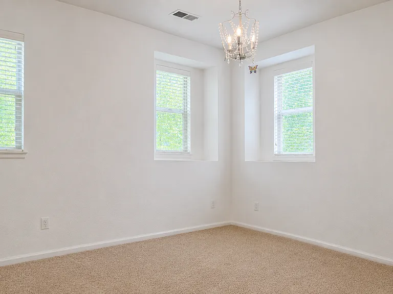 13643 E Weaver Pl — Photo 8