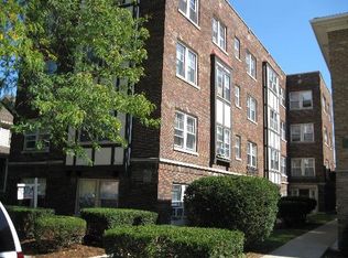 27 S Madison Ave APT 2-C, La Grange, IL 60525