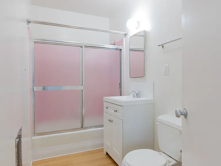 1235 Federal Ave — Photo 16