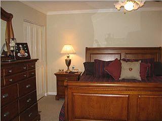 2nd image of 1003 Woodfield Ln