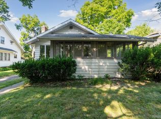 2205 Cartier St, Flint, MI 48504