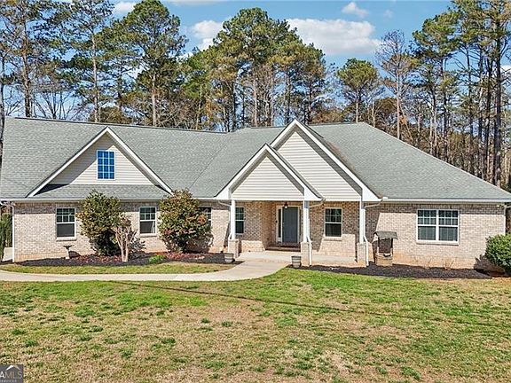 2nd image of 7055 Bannister Rd