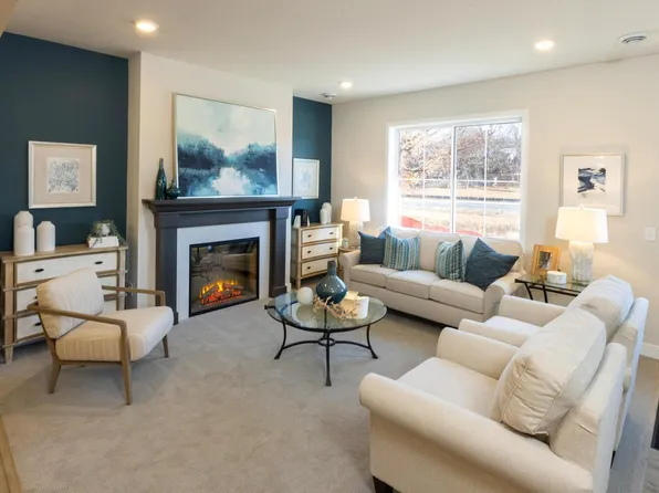 13638 Hollybrook Dr, Saint Paul, MN 55124