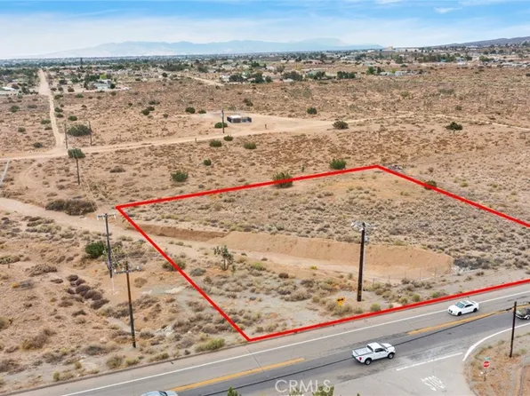 9679 Beekley Rd, Phelan, CA 92371