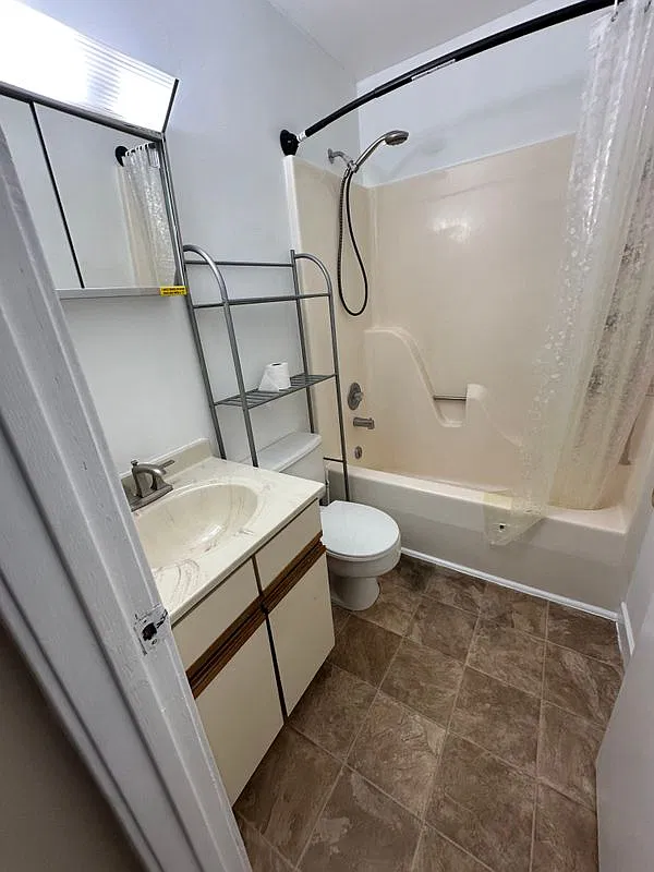 1 bed, 1.0 bath, 960 sqft, $1,650 — Photo 4