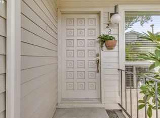 22 Condolea Dr, Lake Oswego, OR 97035