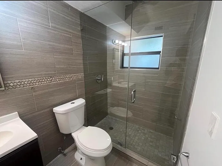 1109 E Broward Blvd #1 — Photo 11