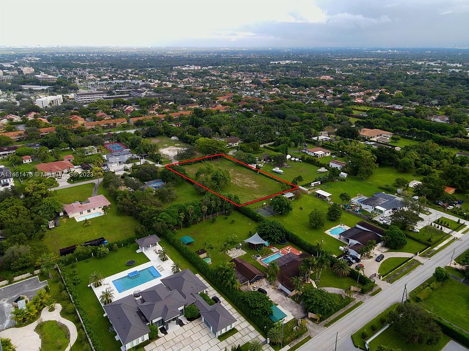 11490 SW 93rd St, Miami, FL 33176 | Zillow