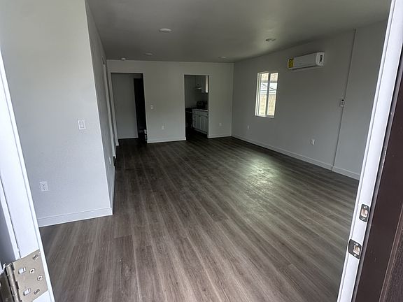 4th image of 7320 10th Ave