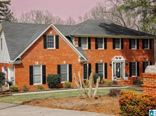 36 Oakhurst Dr, Oxford, AL 36203