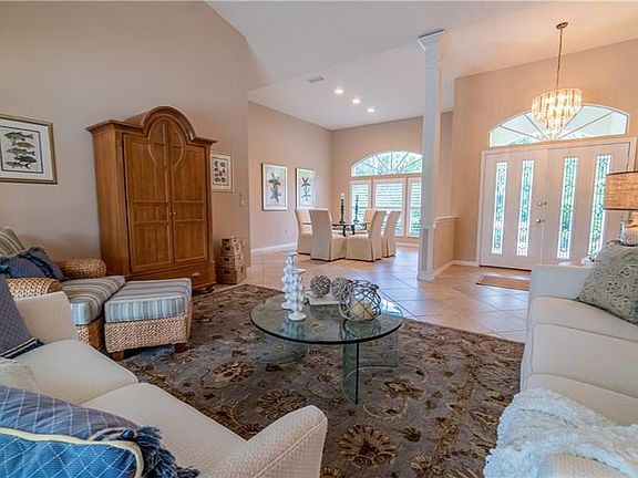5th image of 615 Khyber Ln