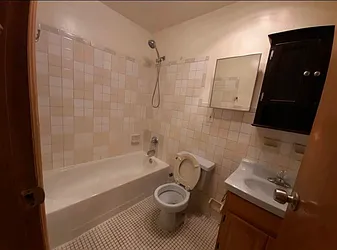 Rented by Danielle Stoller, LREB