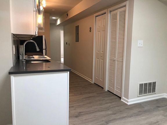 5th image of 1322 N 17th St #3R