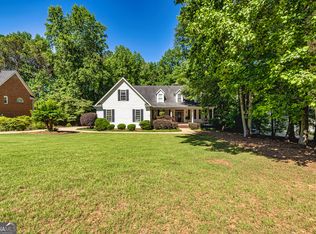 305 S Shore Dr, Newnan, GA 30263