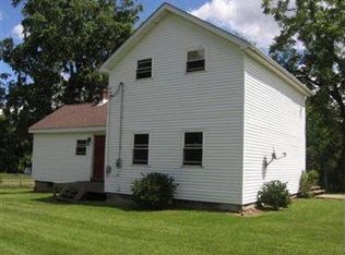 15425 Rock Creek Rd, Chardon, OH 44024