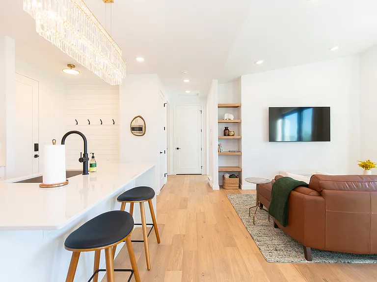4204 Ravalli St #204 — Photo 6