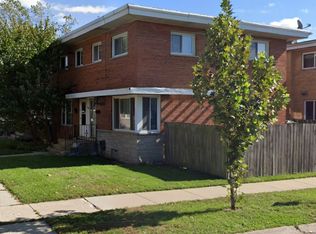 10033 Frontage Rd #A, Skokie, IL 60077