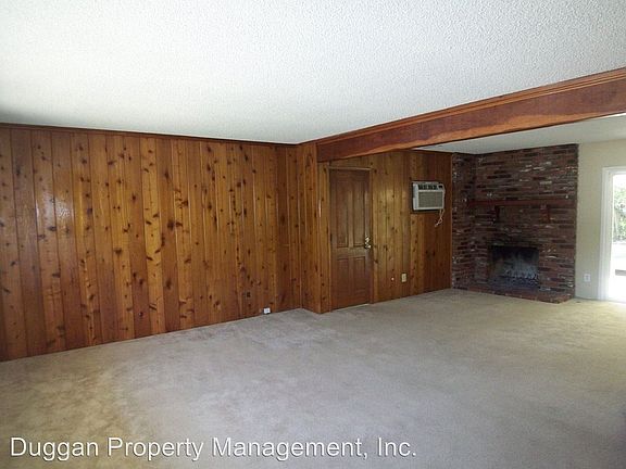 5th image of 8123 Glade Ave