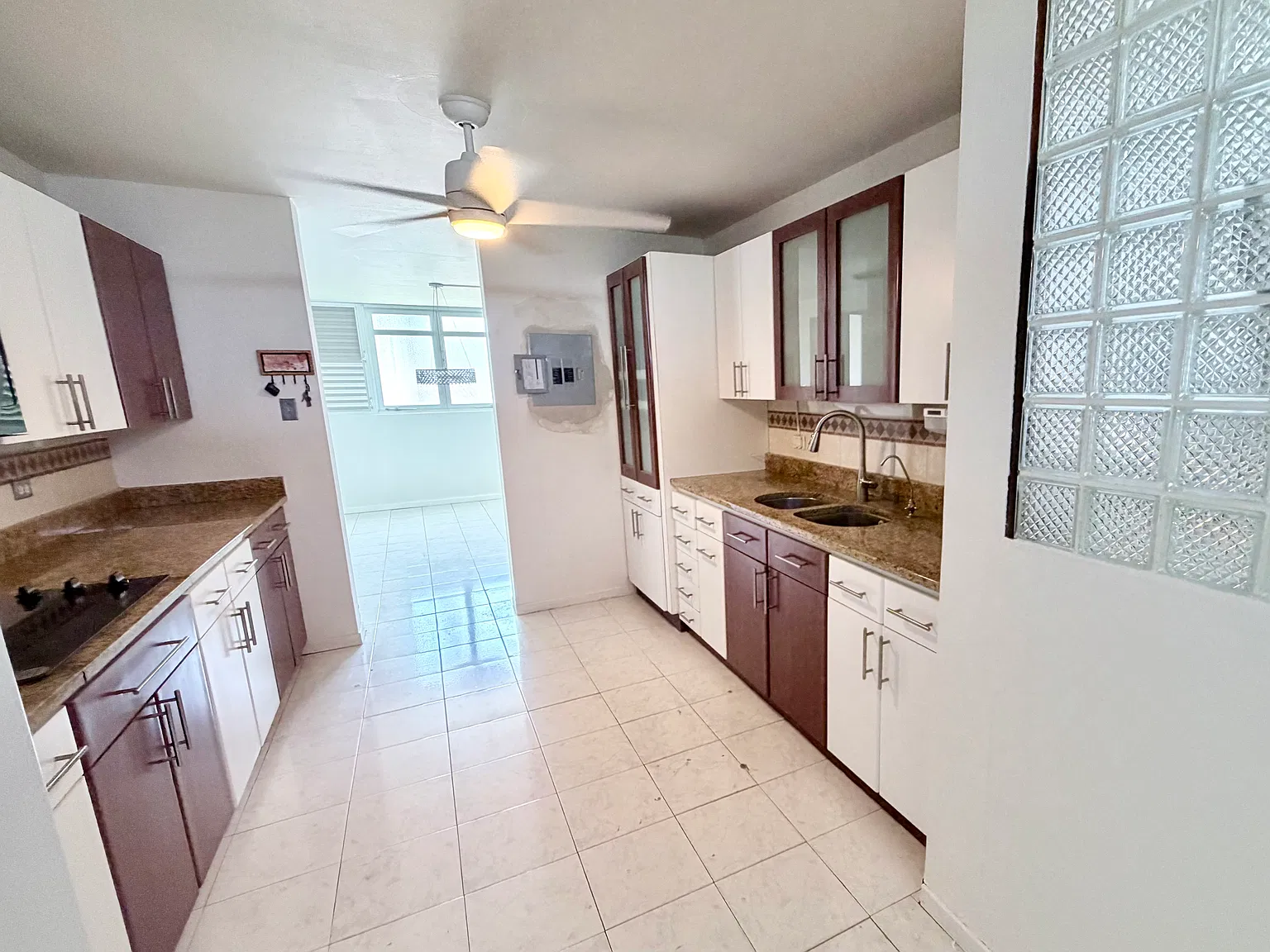 3 bed, 1700 sqft, $2,000 — Photo 2