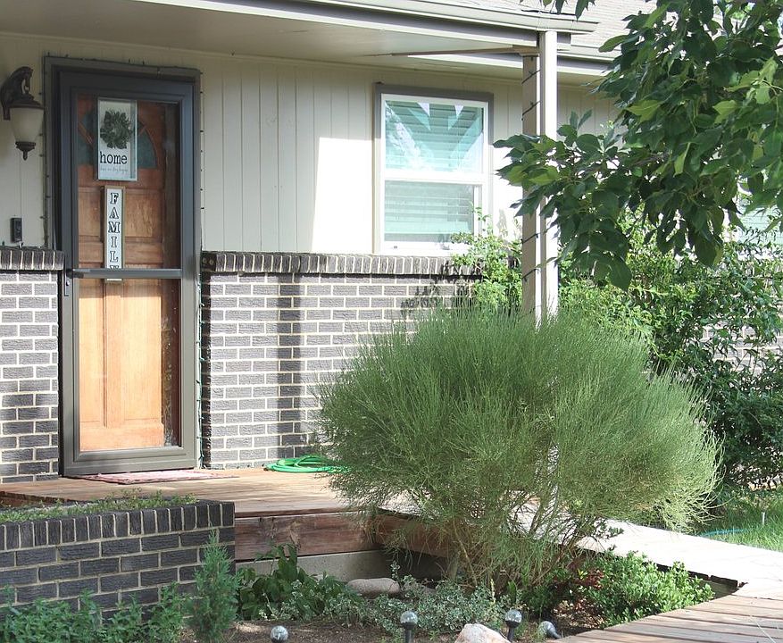 1st image of 140 16th Avenue Ct