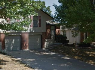 516 SE 3rd Street Ter UNIT B, Lees Summit, MO 64063
