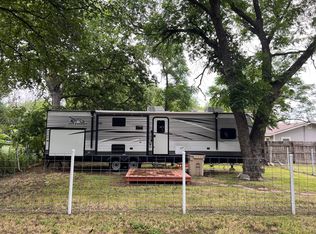 105 W Wrights Ave, Comanche, TX 76442