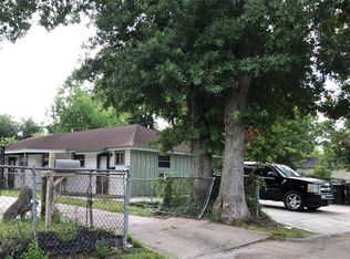 1412 E 35th St, Houston, TX 77022