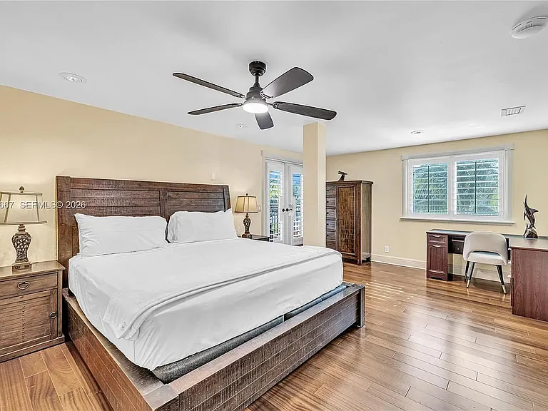 625 SE Poinciana Dr — Photo 16