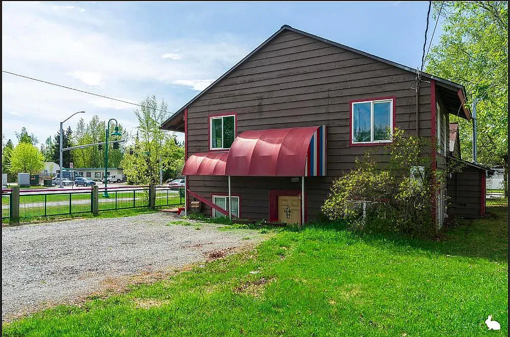 1423 Karluk St. — Photo 1