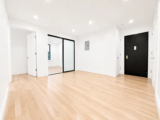 Living room, photo 3