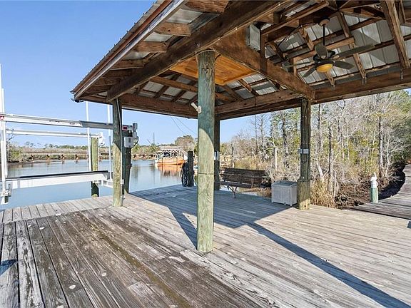 3rd image of 3847 Riviere Du Chien Rd