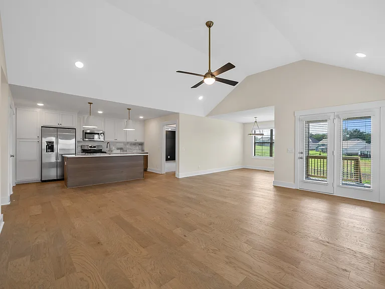 1605 Collins View Way — Photo 4