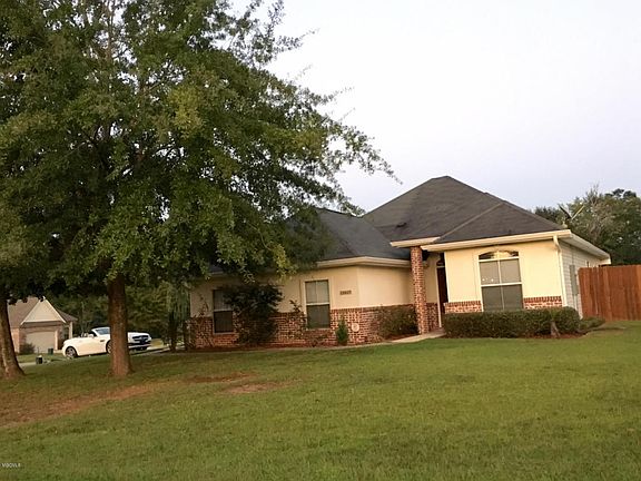 2nd image of 13617 Hidden Oaks Dr