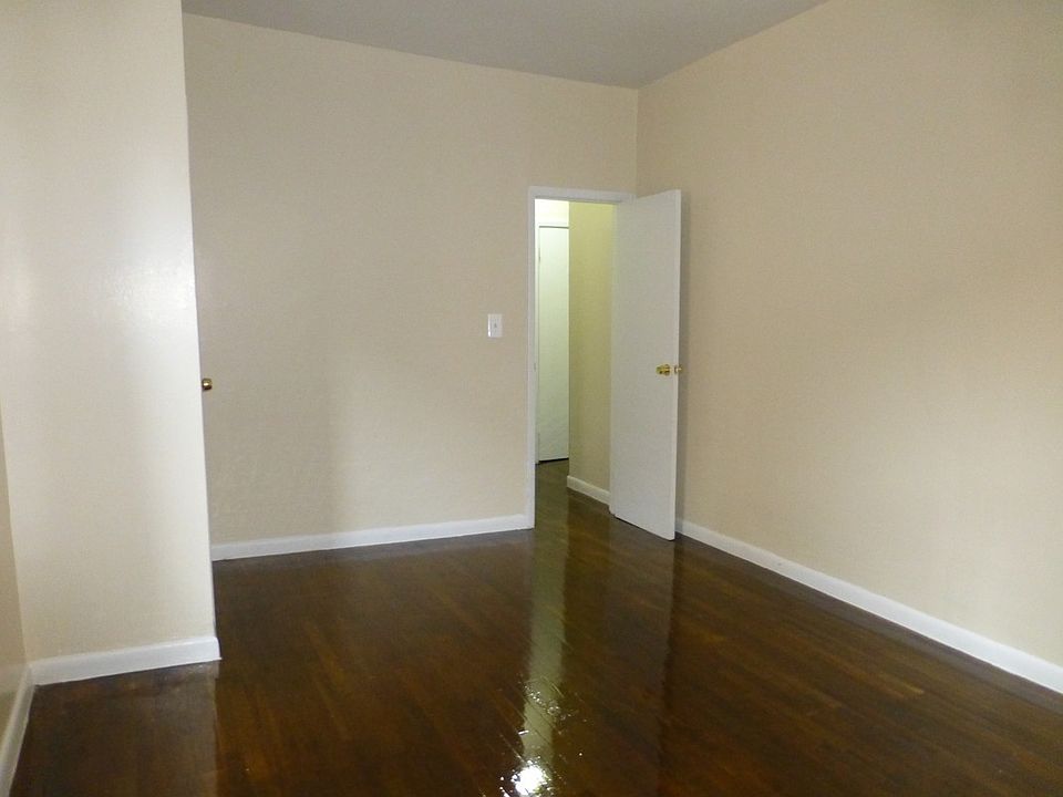 2nd image of 1027 Walton Ave APT 7B
