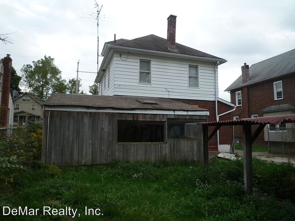 2nd image of 2040 S Heights Ave