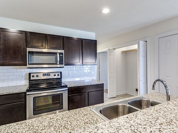 2nd image of 517 Wood Dr
