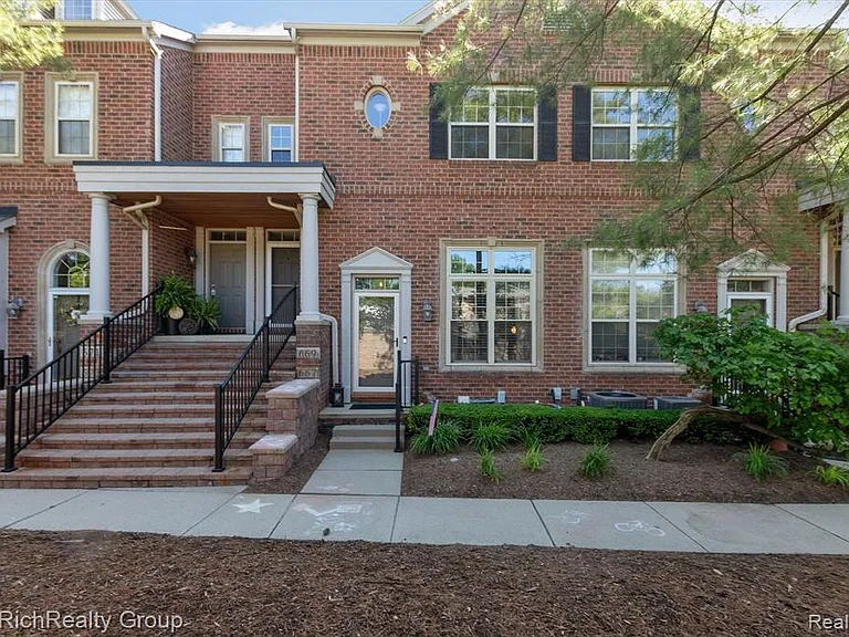 667 River Park Village Blvd #667 — Photo 1